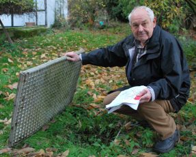 Heinrich Kuhlmann auf seinem ehemaligen Grundstück
